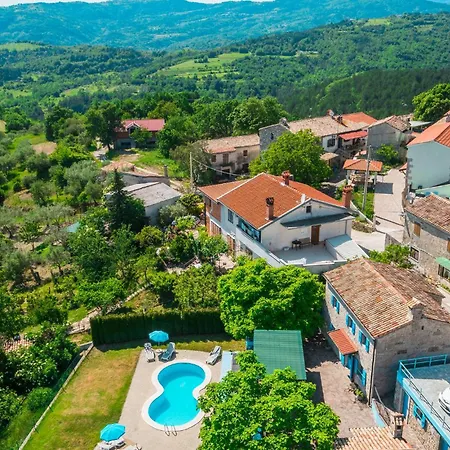 Сasa de vacaciones Gorgeous Home In Krusvari