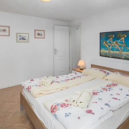 Stunning In Krusvari With Kitchen Holiday home